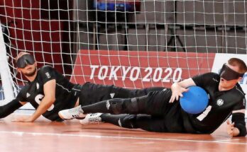 Die Herrenmannschaft in Tokio, in einer Defenseaktion - Foto: Joachim Sielski / DBS